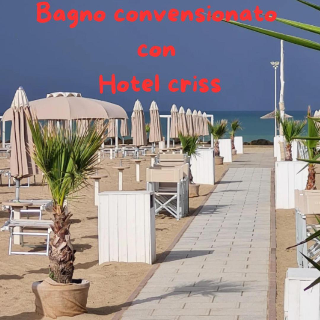 Hotel Criss Rimini Exterior photo